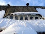 Räumpflicht besteht auch, wenn Sie ein paar Wochen nicht zu Hause sind - nehmen Sie unseren Winterdienst in Anspruch.